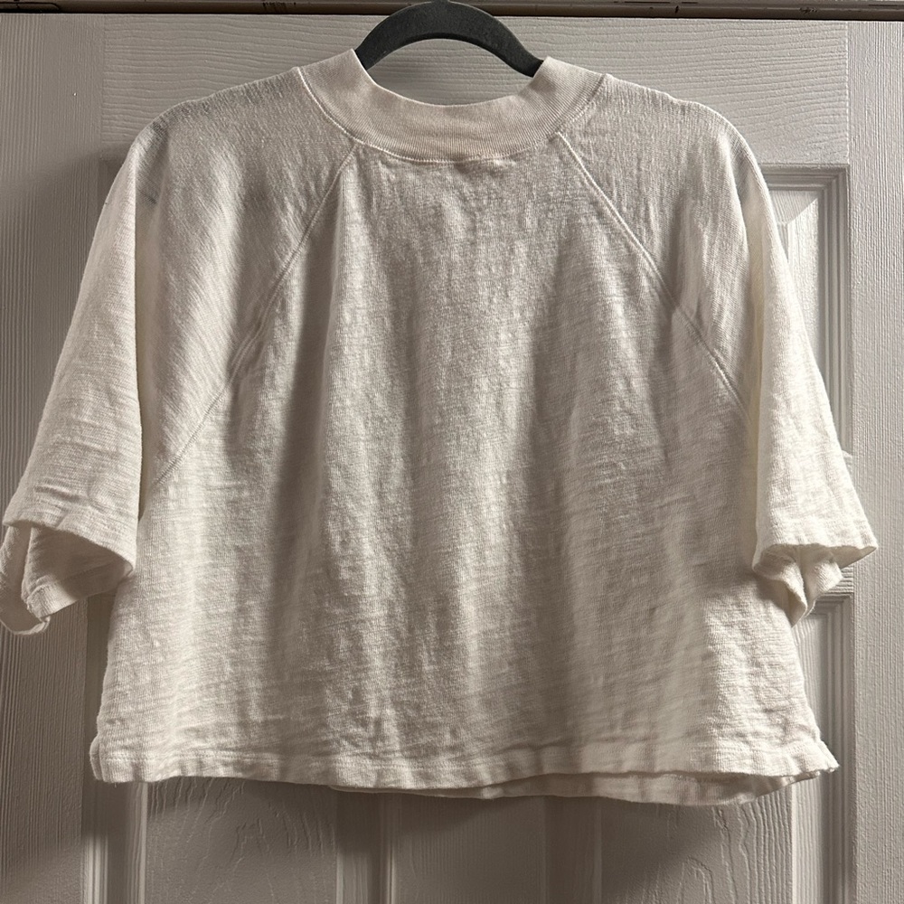 Universal Thread cropped shirt large